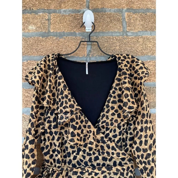 Free People Leopard Print Frenchie Mini Wrap Dress medium - Picture 3 of 17